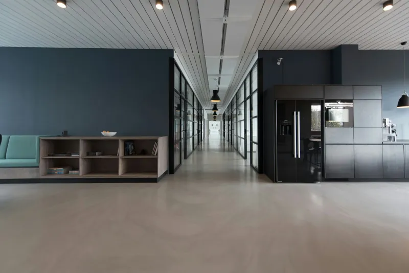 Oficina moderna de una agencia inmobiliaria